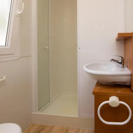 Camp Kompleks wypoczynkowy 2*